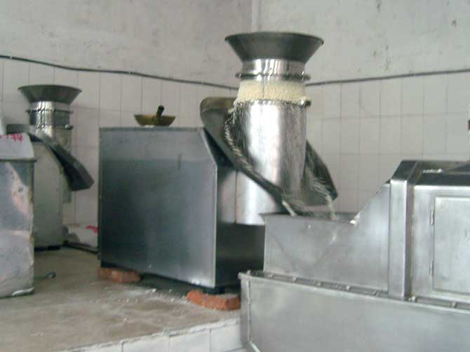 XZL系列高效旋轉(zhuǎn)顆粒機(jī)(雙型號(hào))