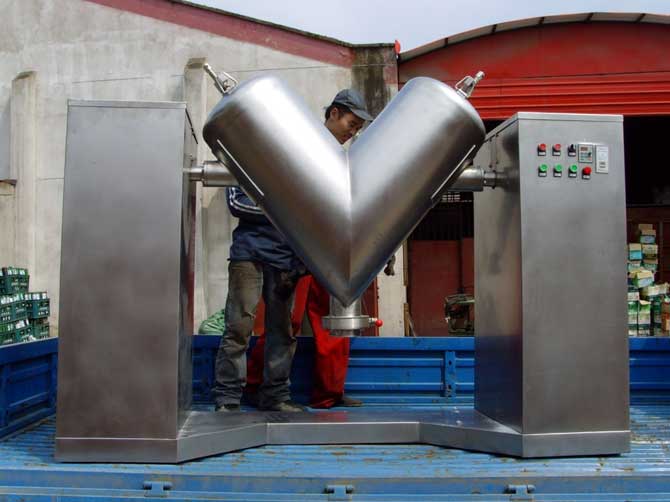 VI系列強(qiáng)制攪拌混合機(jī)